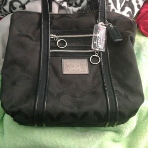 💯 Authentic Coach tote