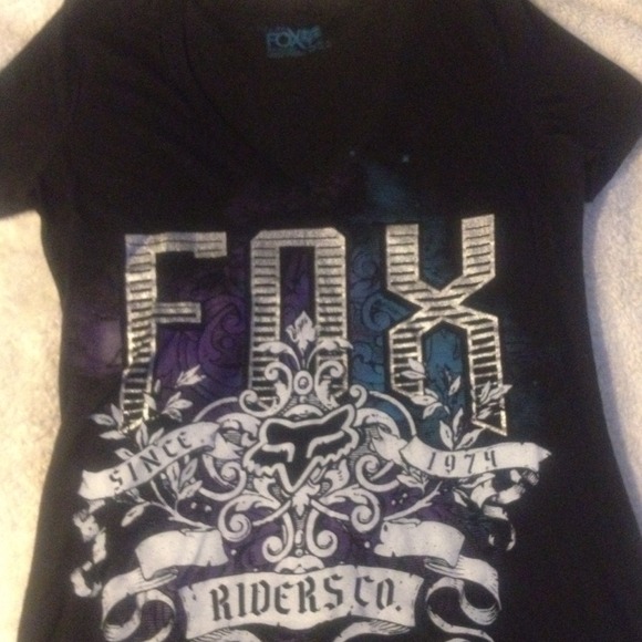 ❌SOLD❌Fox Racing V-neck Tee