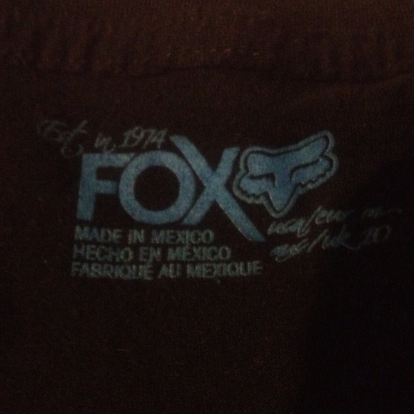 ❌SOLD❌Fox Racing V-neck Tee - Picture 3 of 3