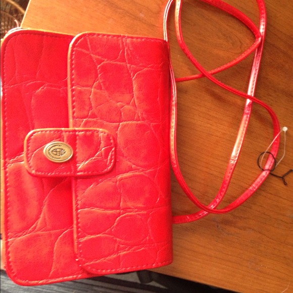 Cute red leather print purse nwot