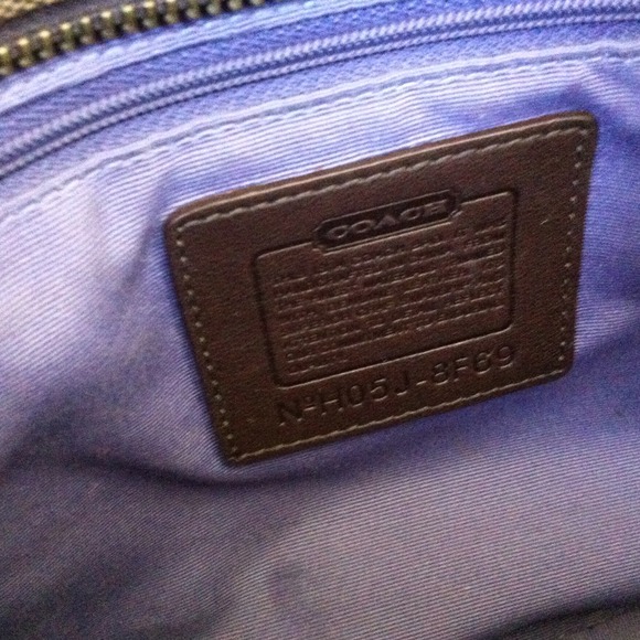 Coach purse - Picture 2 of 2