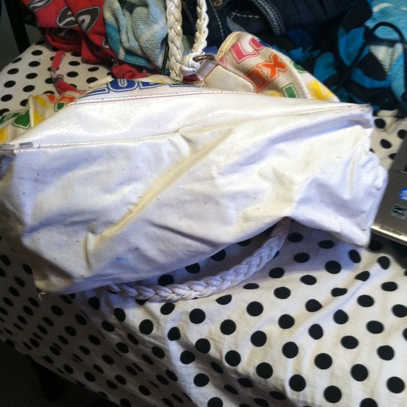 Purse - Picture 3 of 4