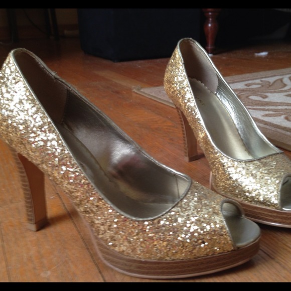 Sparkly gold shoes fioni