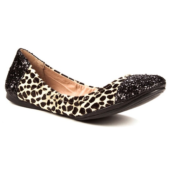 Bundle @sneetzer Vince Camuto Flats & F21 Jacket