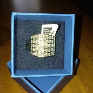 Size 8 diamond ring