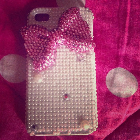iPhone 4 rhinestoned case.