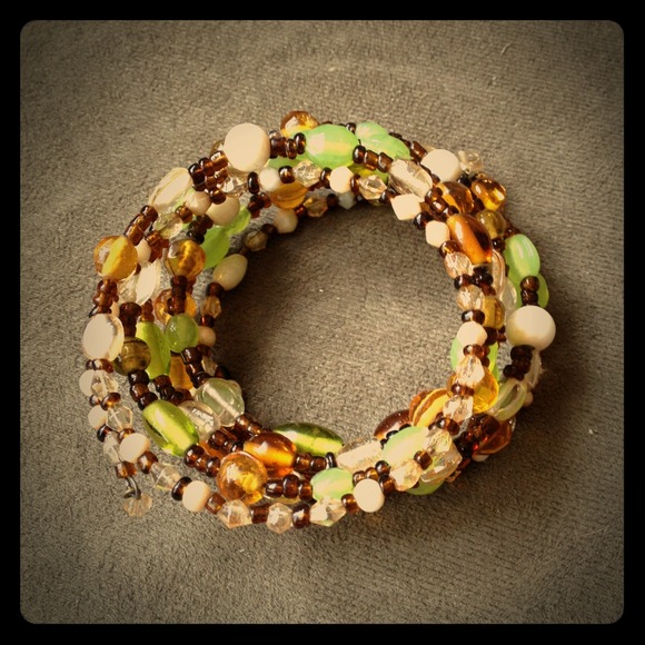 Beaded bracelet