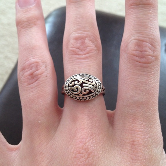 Vintage style ring - Picture 1 of 1