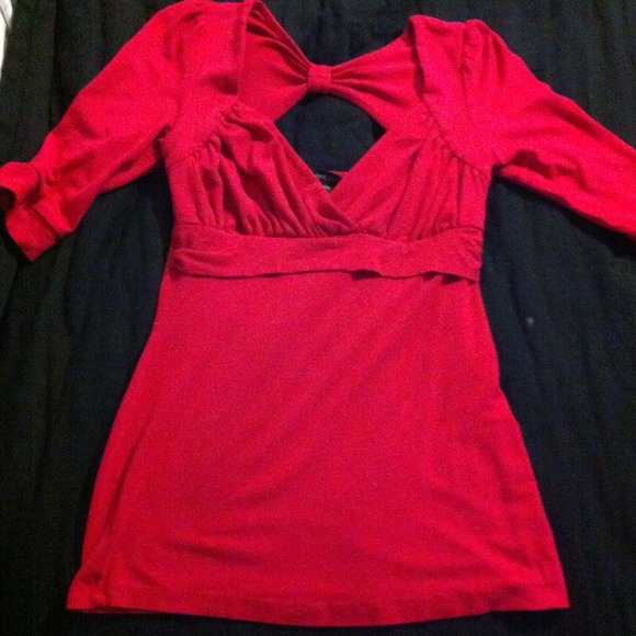 Pink quarter sleeve open back top