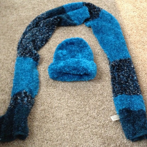 Scarf and hat