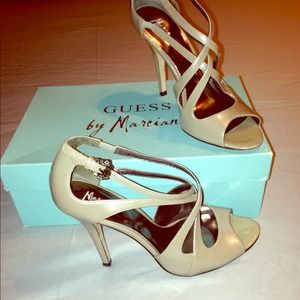 Beige patent leather heels