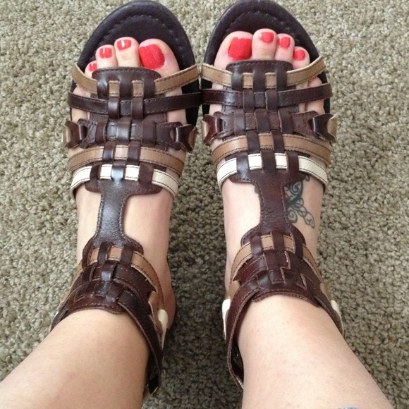 Cute multi brown neutral colored sandals