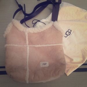Ugg bag.