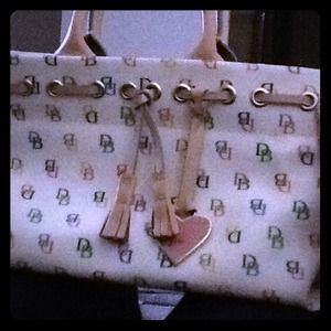 Authentic Dooney & Bourke handbag Sold*