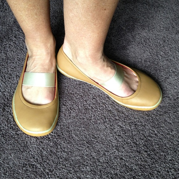 Chestnut Vivobarefoots