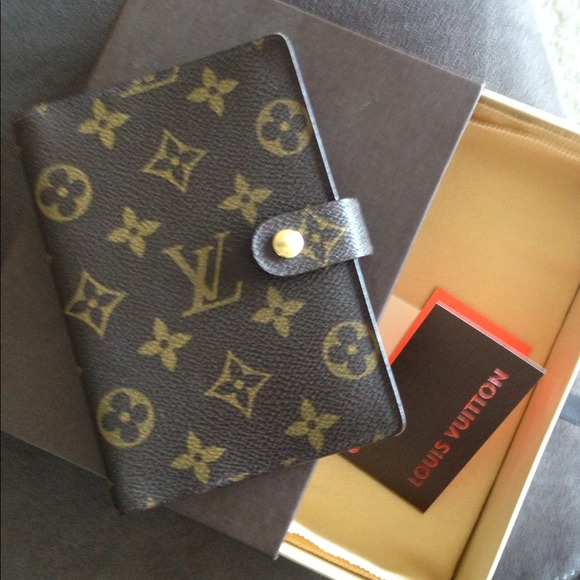 Authentic Louis Vuitton Small Agenda Excellent Con