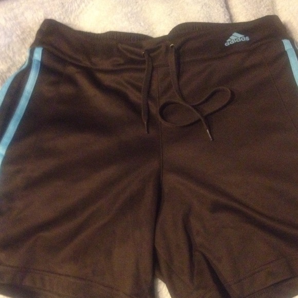 ❌SOLD❌Adidas Shorts size Medium