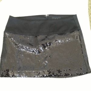 Forever 21 Black Sequin skirt