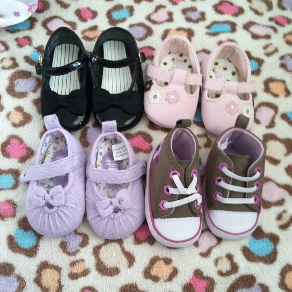 Newborn shoes