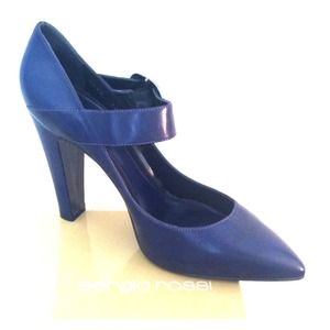Sergio Rossi purple pointed toe Mary Janes.