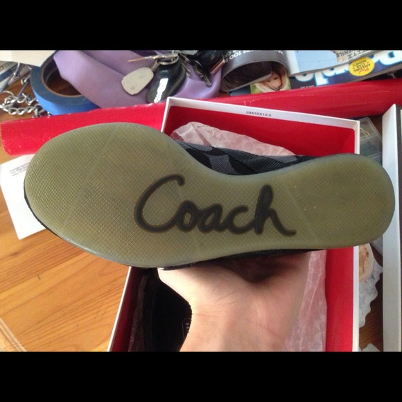 ⭐Negotiable.!!! Coach sneakers.mint condition.! ❤