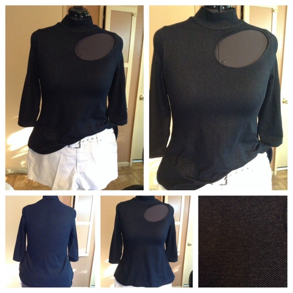 Peekaboo blue top