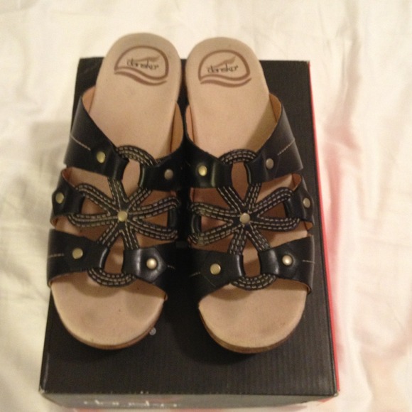 ***SOLD Dansko Sandals