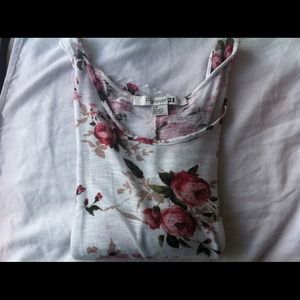 ✨TRADED - Cold Shoulder Floral Top