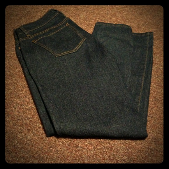 🚫SOLD🚫 Dark blue 12 short skinny jeans