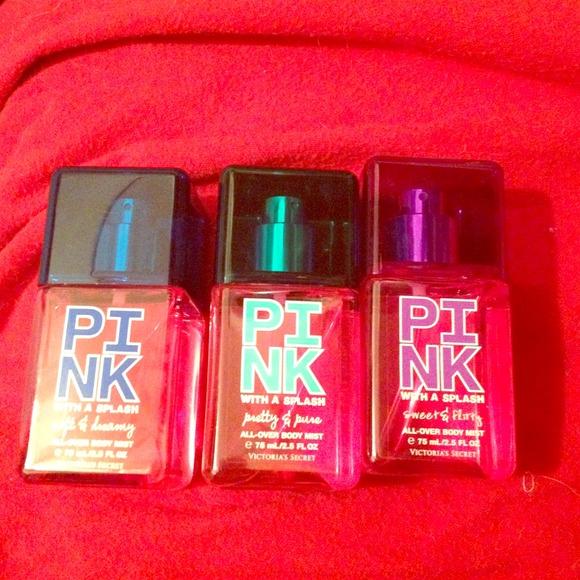 VS Pink body mists