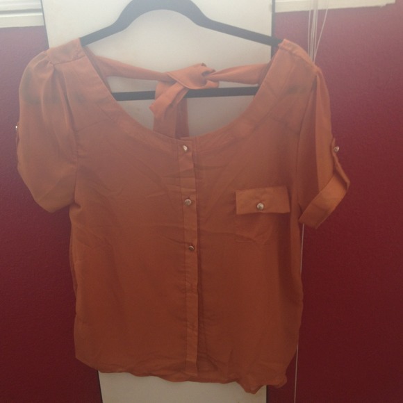 ❌ Trade ❌ Size M Shirt