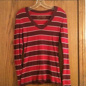 Maroon and pink v-neck