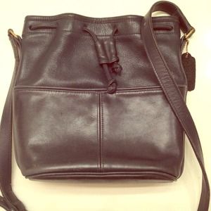 Coach cross body drawstring vintage handbag