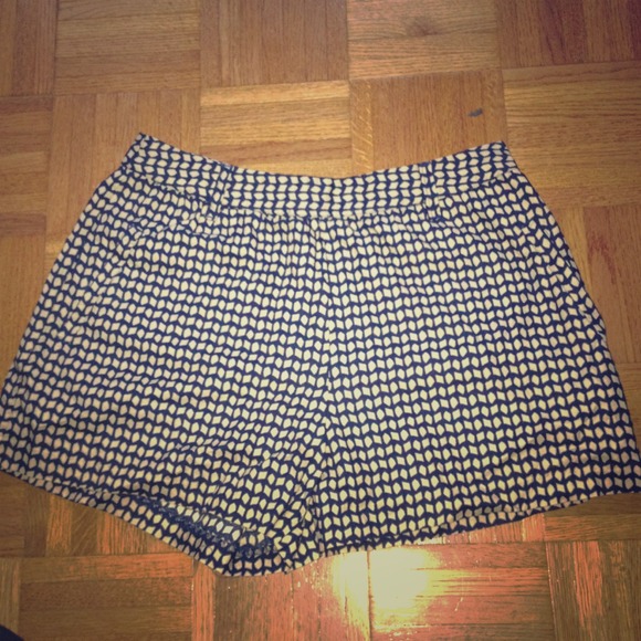 High waisted printed shorts