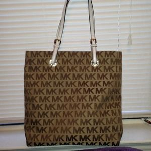 ❌Traded ❌Michael kors tote!