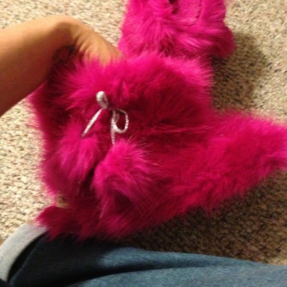 Adult Pink booties - Picture 2 of 4