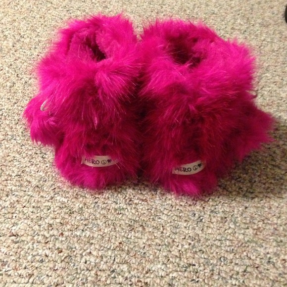 Adult Pink booties - Picture 4 of 4