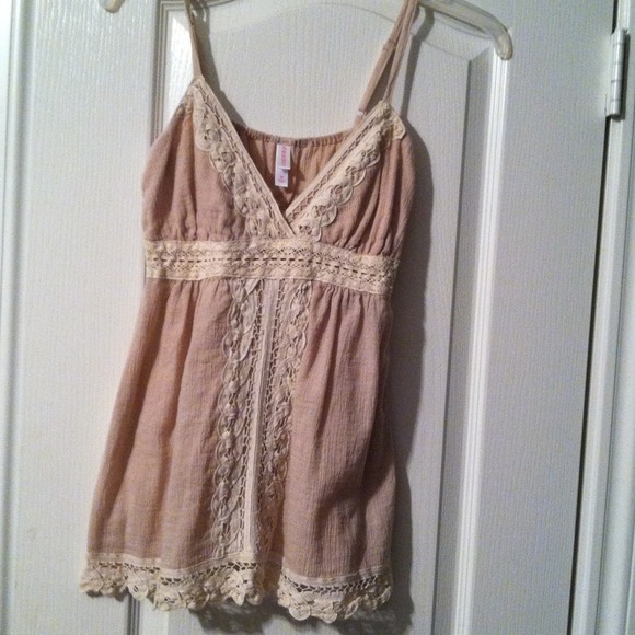 Tan white lace top