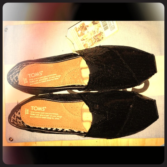 Toms Black Sequins Brand New w/ Tags & Bag. Sz 8
