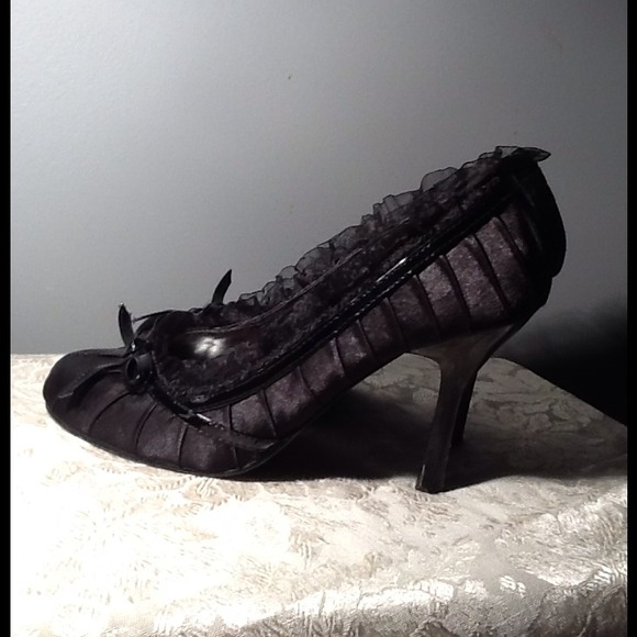 ❤3" Black Elegant Laced Trimmed Heels❤
