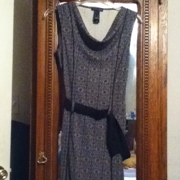 Kenneth Cole Sleeveless Dress w/Sash Lower Side Pleats/Hem XS   EUC