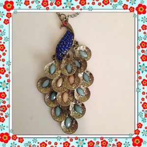 🐳Lovely Peacock Necklace