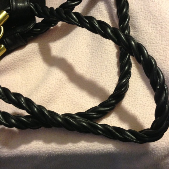 Black relic bag - Picture 3 of 3