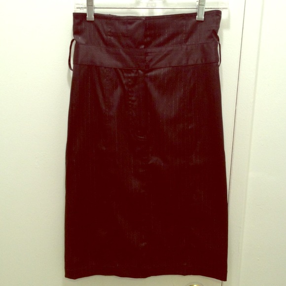 Super High-waist Knee-length Skirt