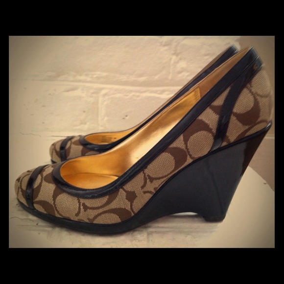 Authentic Coach Kerryann Wedges
