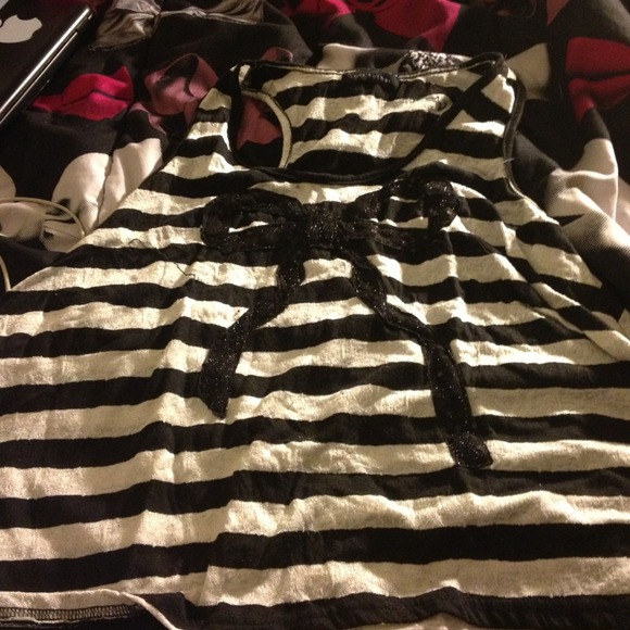 Bow tank top