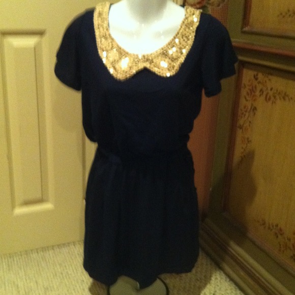 Adorable navy blue dress