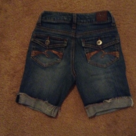 (SOLD).......... - Picture 2 of 4