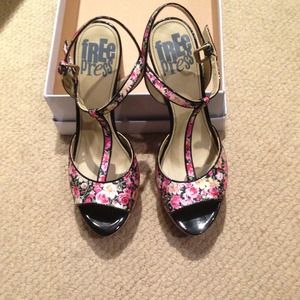Floral free press shoes