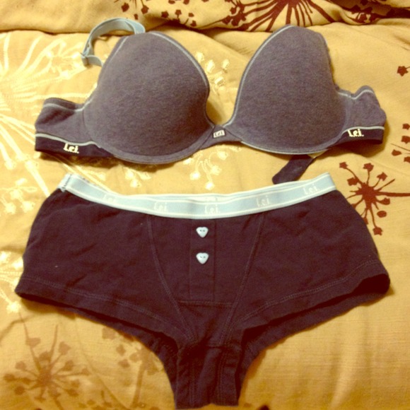 💋Cute bra & panty set from l.e.i.💋